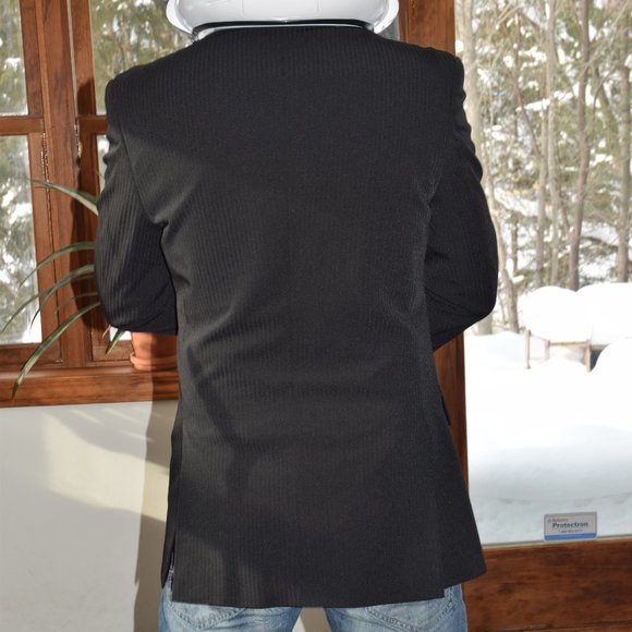 38R - Simple black jacket - Picture 3 of 8